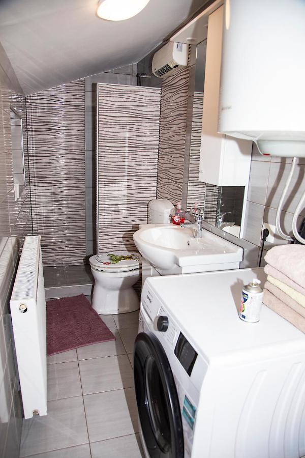 Apartment Vita & Marx Ljubljana Buitenkant foto