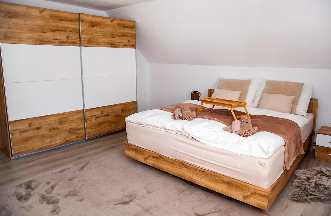 Apartment Vita & Marx Ljubljana Buitenkant foto